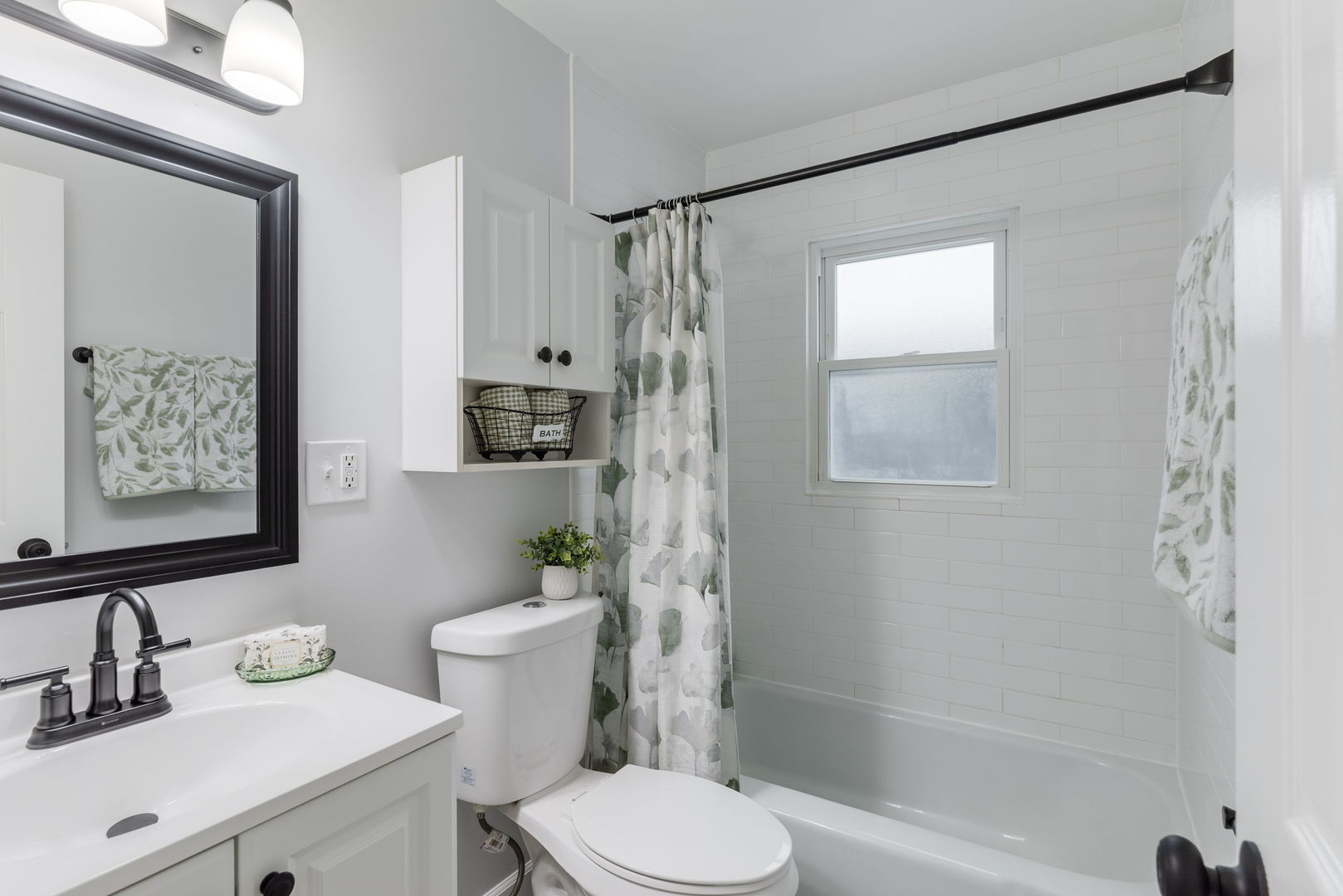 26347 W Shannon Avenue, Antioch, IL 60002