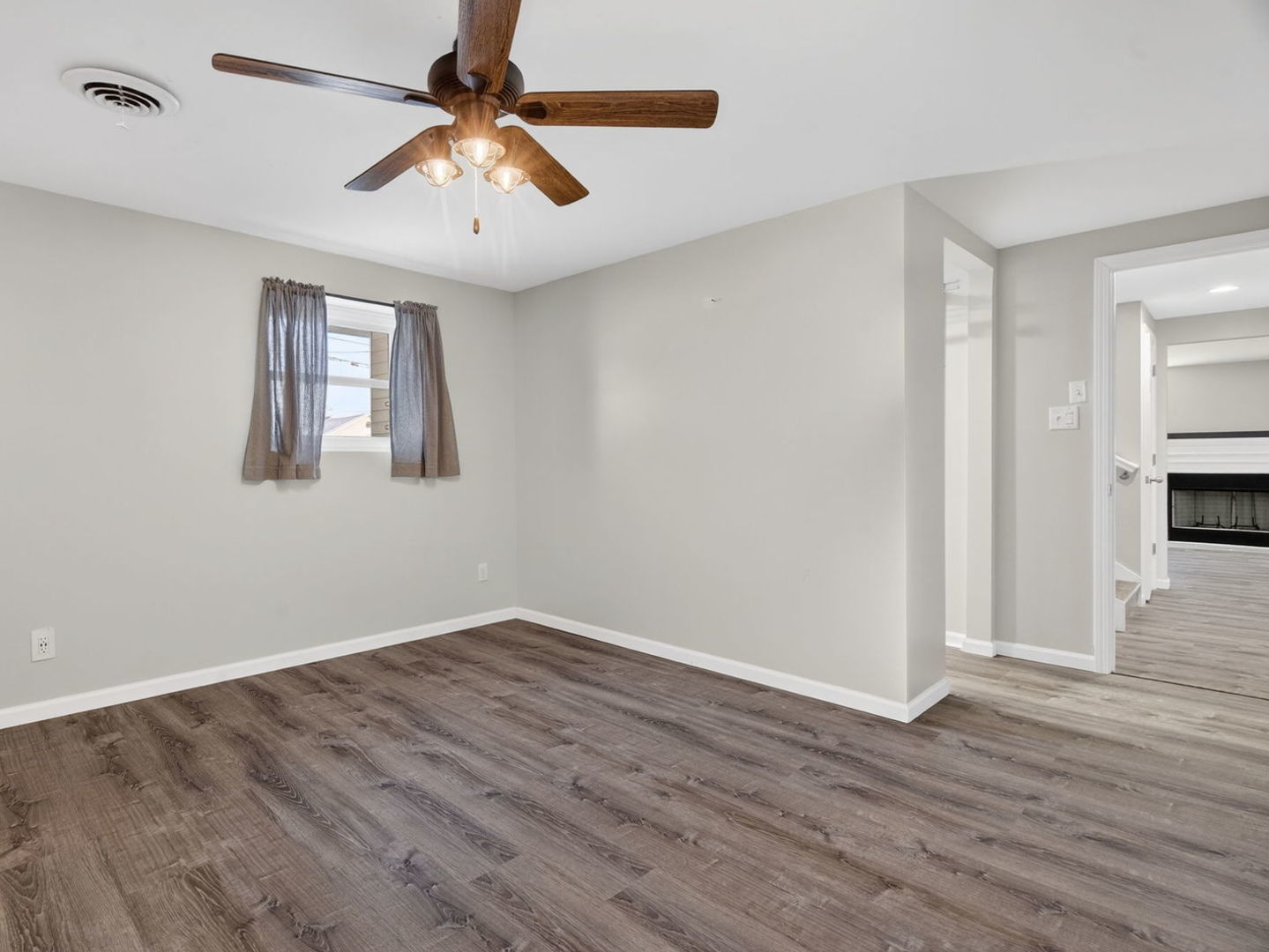 105 W Oak Street, Coal City, IL 60416