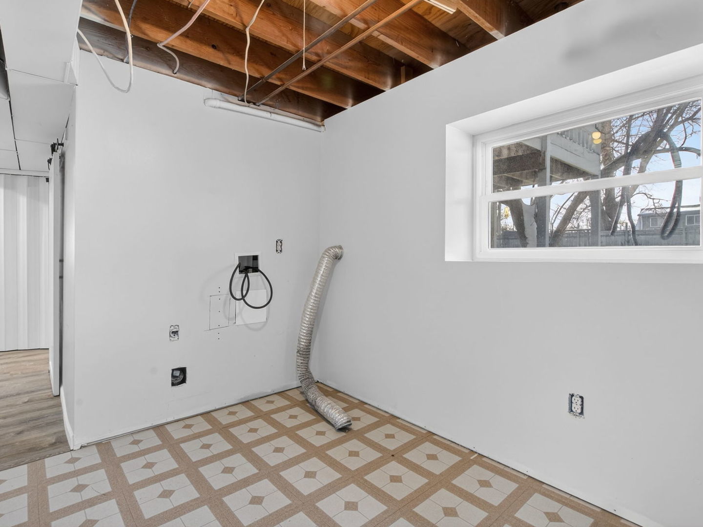 105 W Oak Street, Coal City, IL 60416