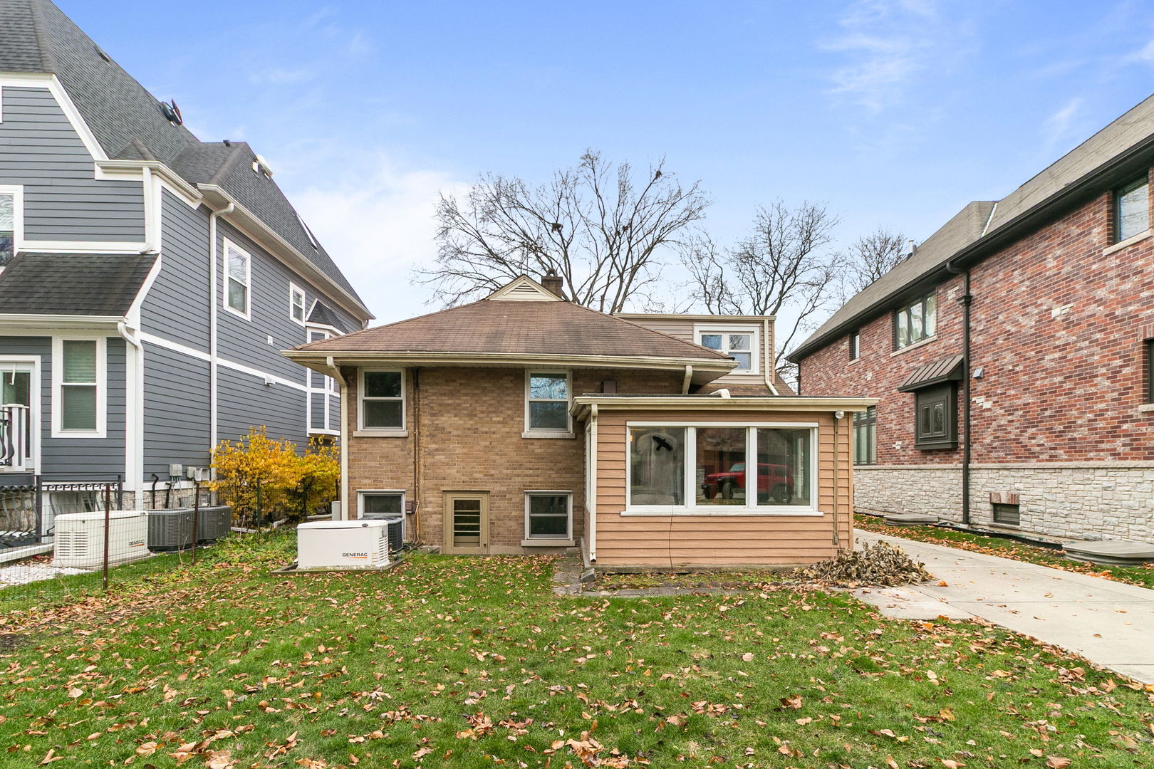 172 Olmsted Road, Riverside, IL 60546