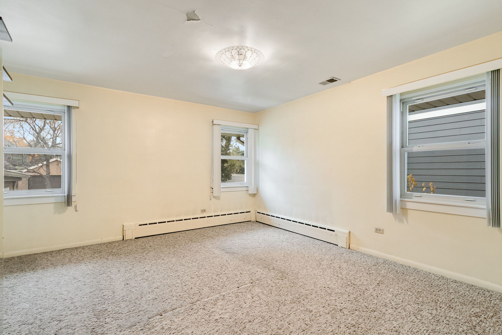 172 Olmsted Road, Riverside, IL 60546