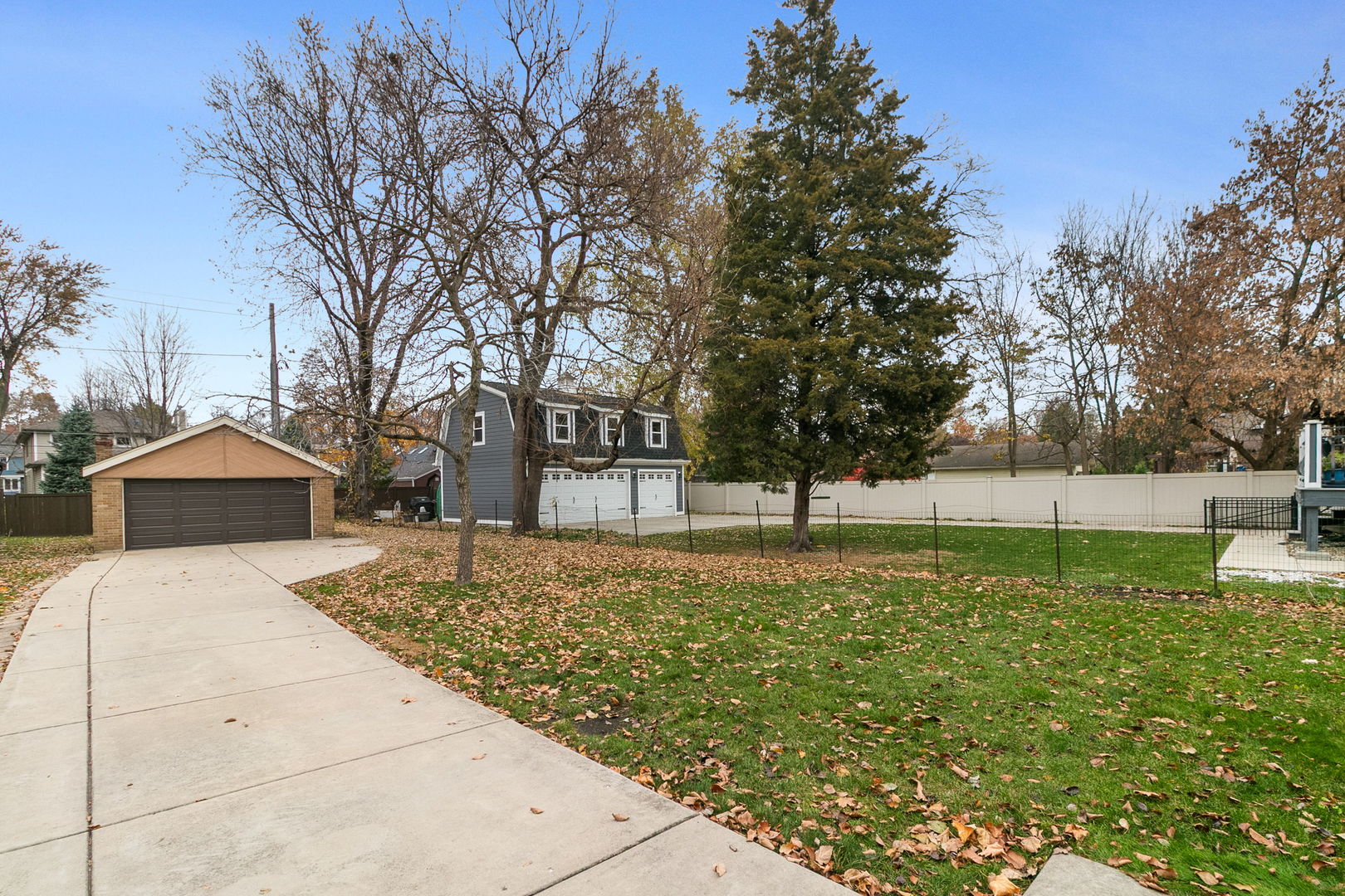 172 Olmsted Road, Riverside, IL 60546