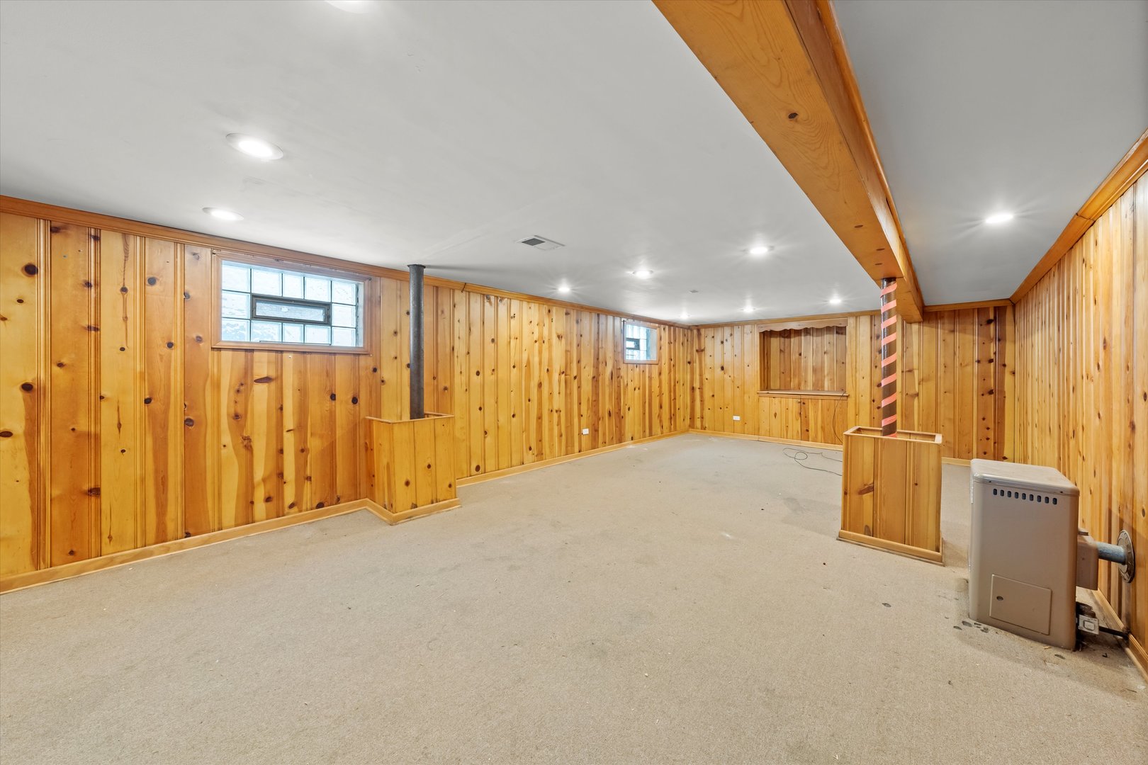 9923 S Claremont Avenue, Chicago, IL 60643