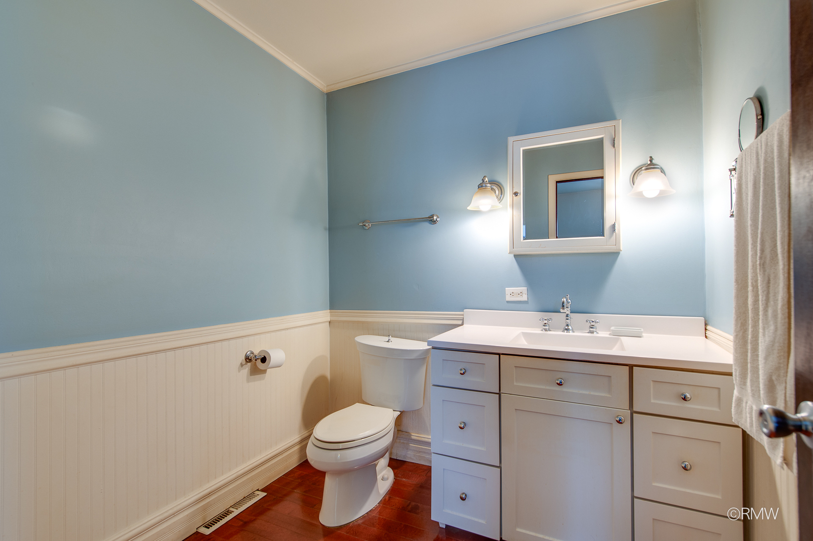 305 E Normandy Drive, Addison, IL 60101