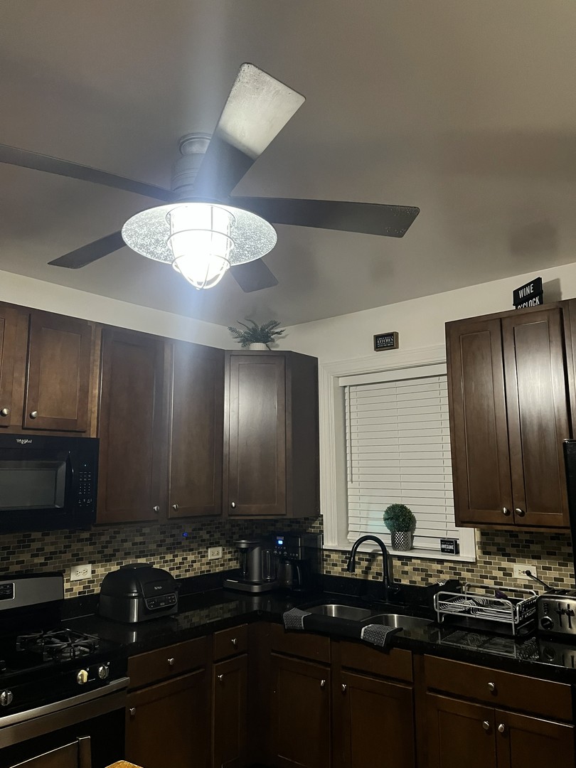 4920 W Monroe Street, Chicago, IL 60644