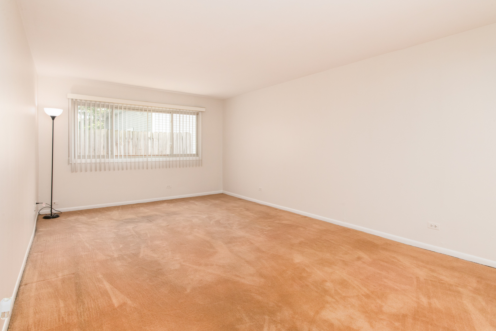 1363 Perry Street #1B, Des Plaines, IL 60016