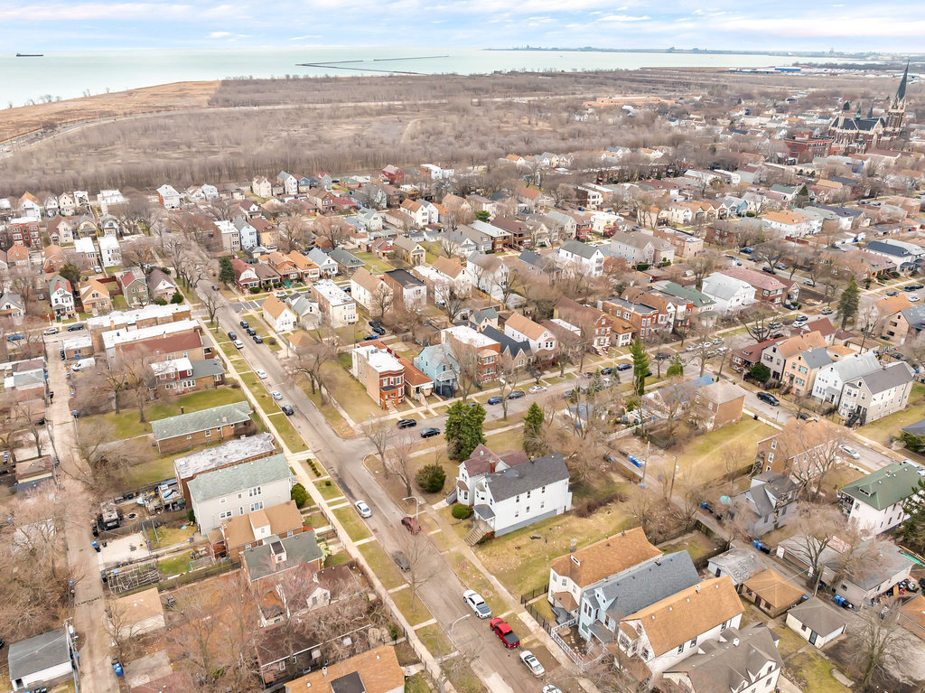3011 E 80th Street, Chicago, IL 60617