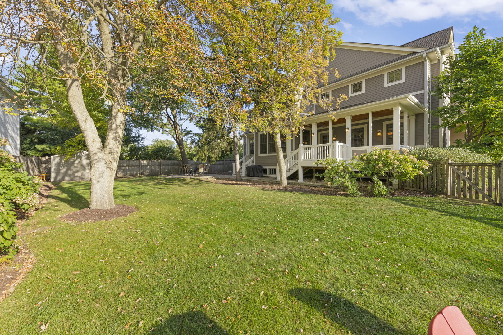 4947 Stonewall Avenue, Downers Grove, IL 60515