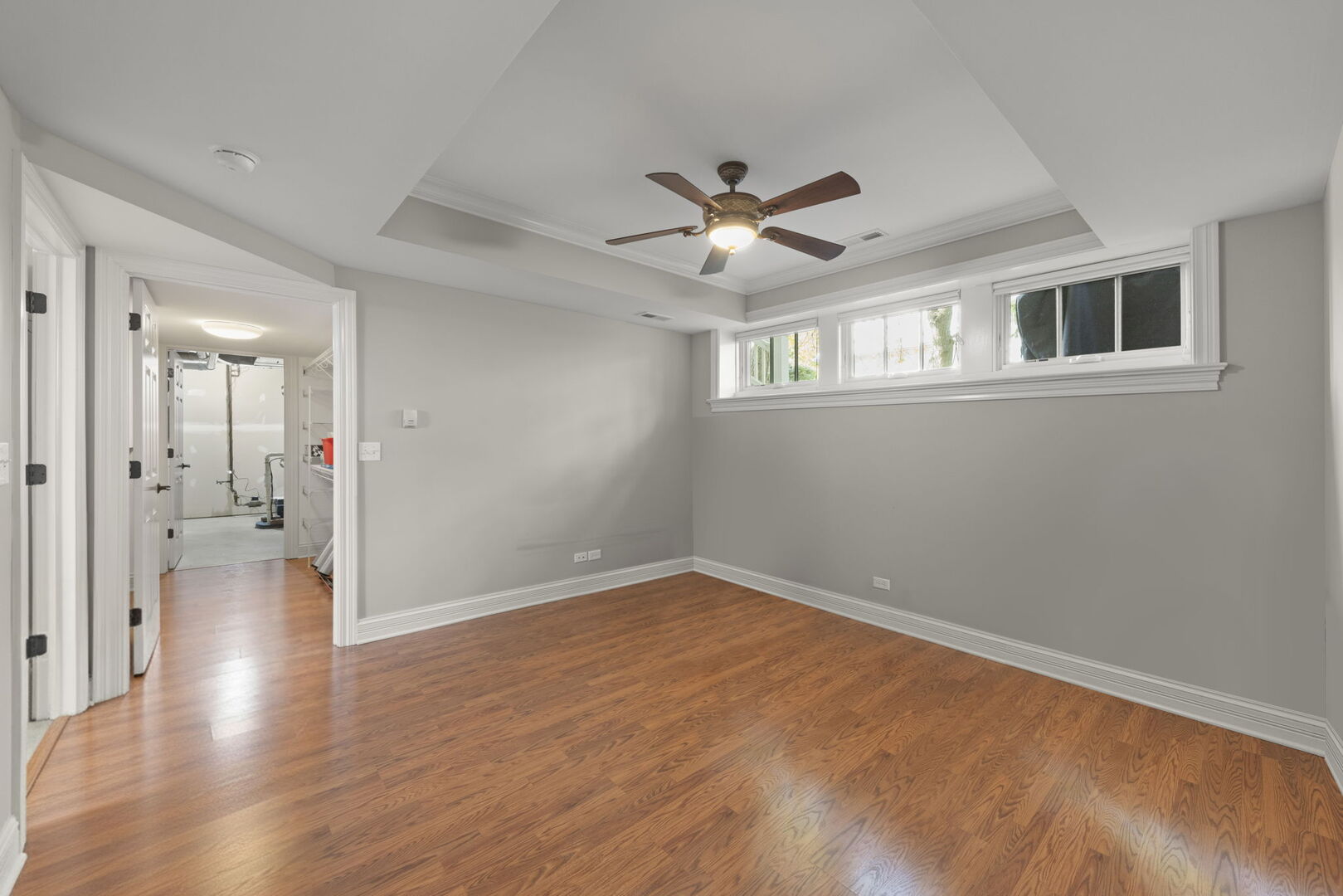 4947 Stonewall Avenue, Downers Grove, IL 60515