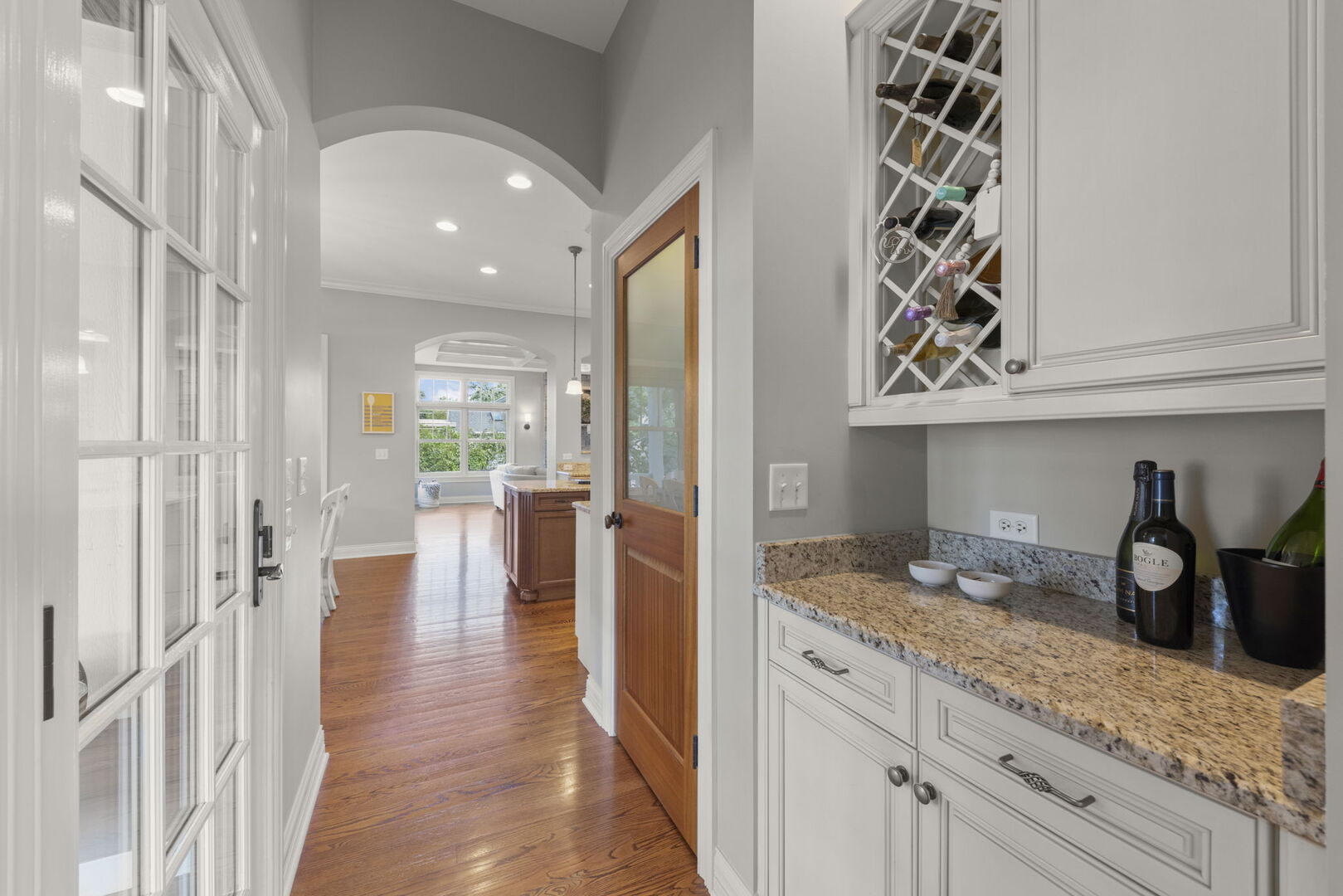 4947 Stonewall Avenue, Downers Grove, IL 60515