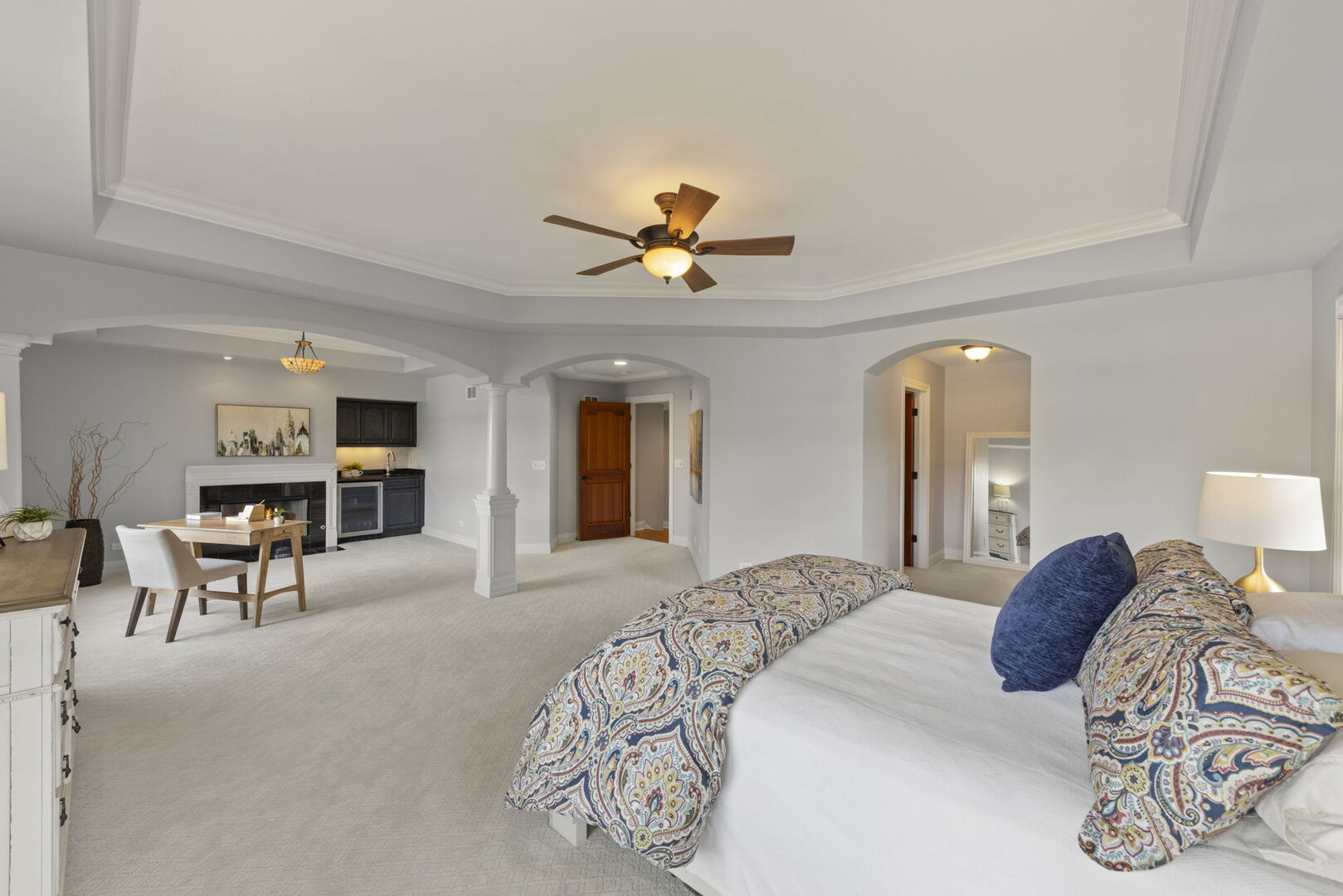 4947 Stonewall Avenue, Downers Grove, IL 60515