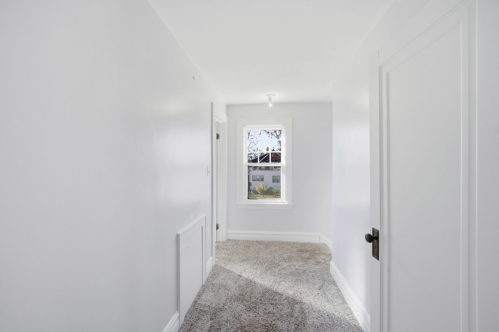 1489 E Algonquin Road, Des Plaines, IL 60016