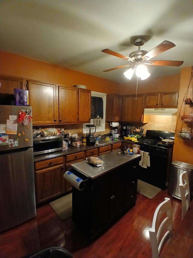 7120 W Highland Avenue, Chicago, IL 60631