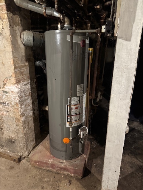 7120 W Highland Avenue, Chicago, IL 60631