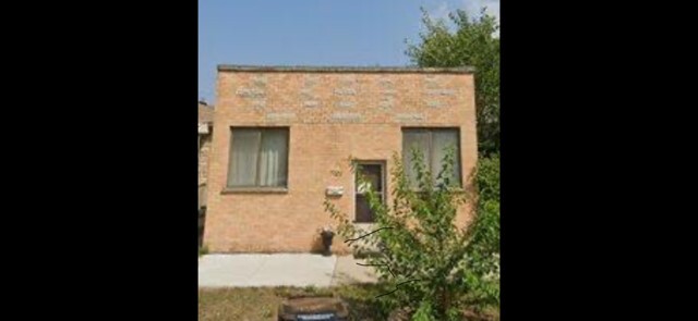 7120 W Highland Avenue, Chicago, IL 60631