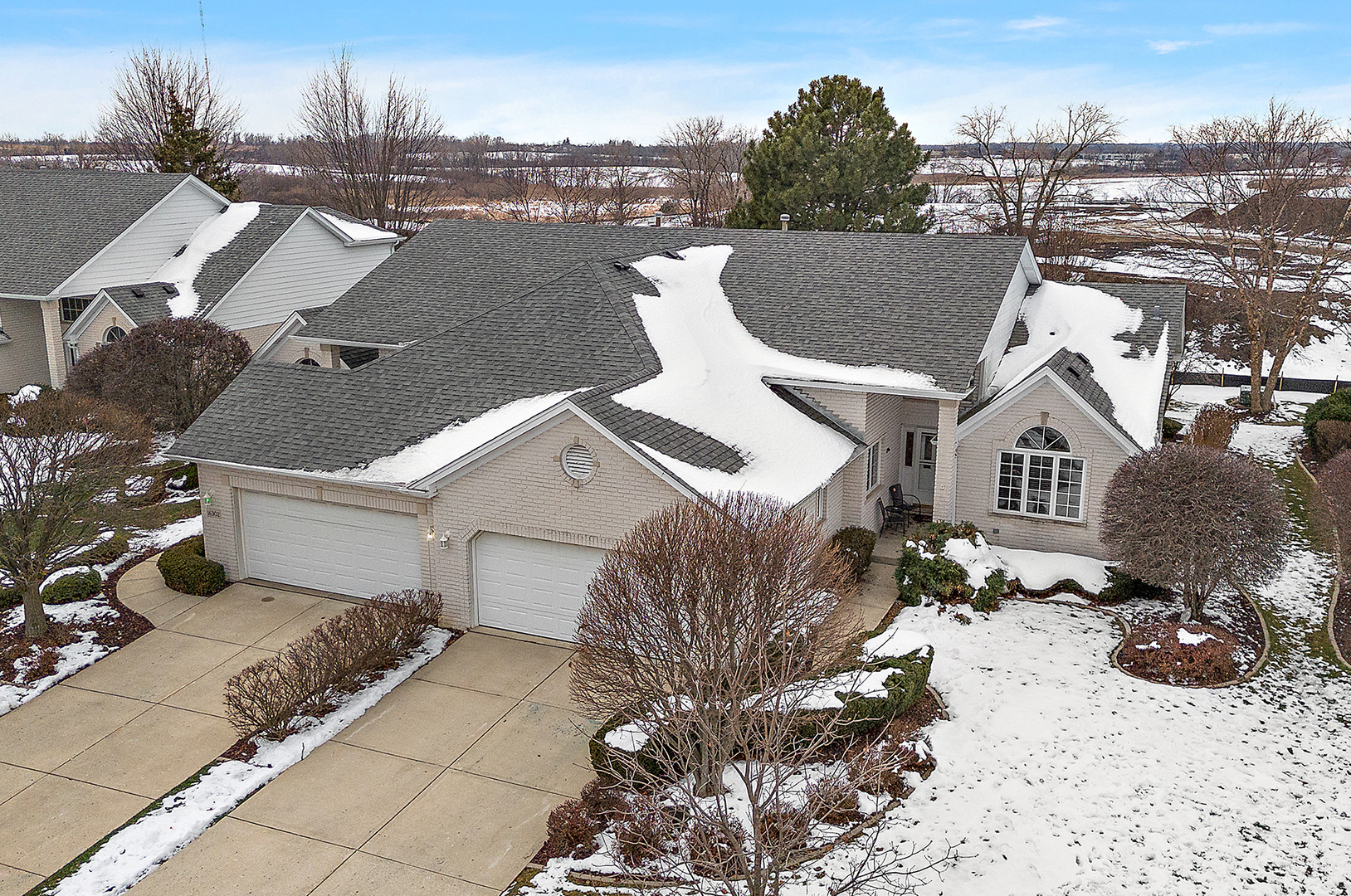16300 Chickadee Circle, Orland Park, IL 60467