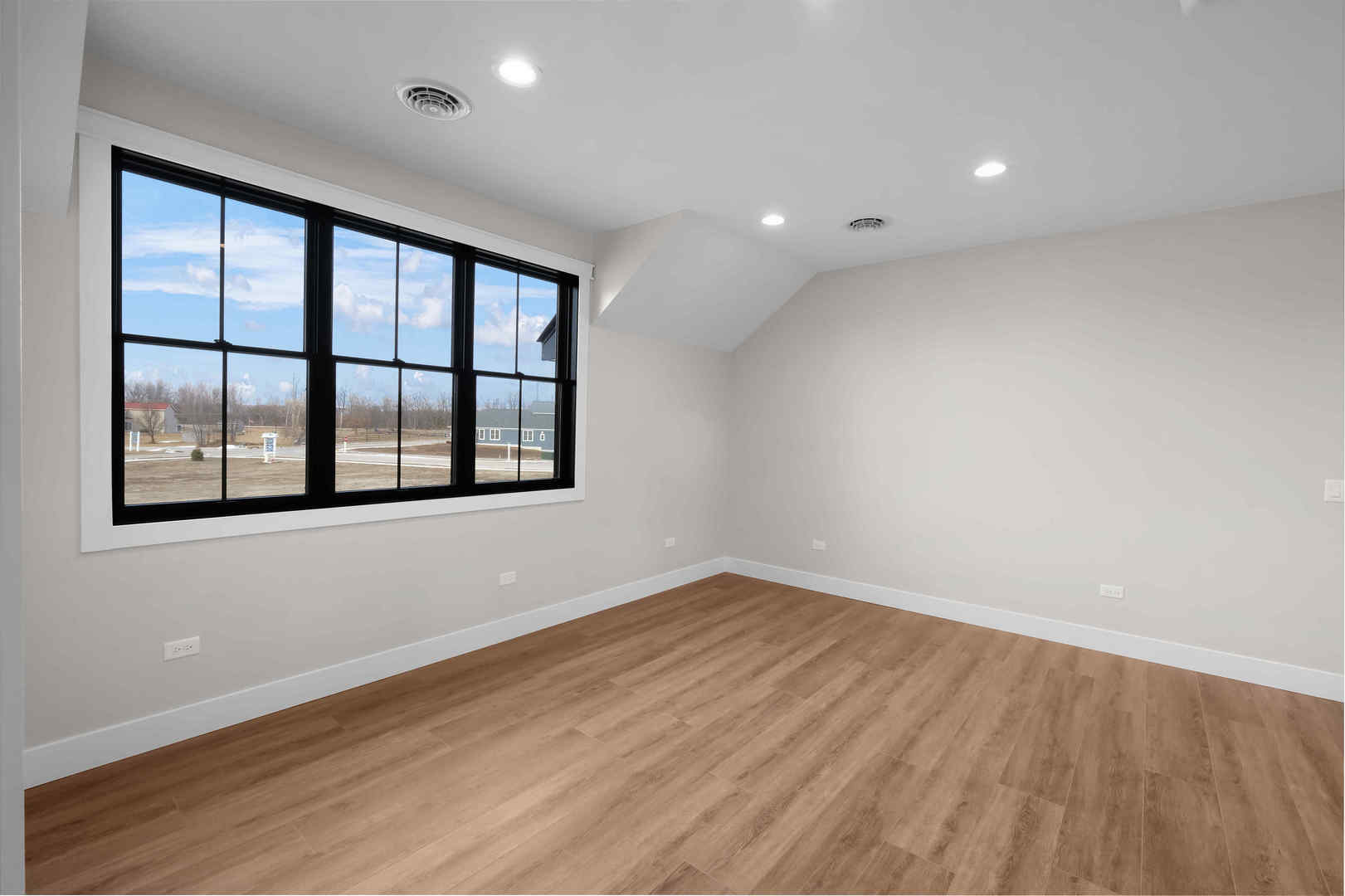 3 Beech Tree Place, Ottawa, IL 61350