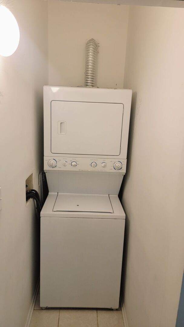 4053 S Calumet Avenue #3, Chicago, IL 60653