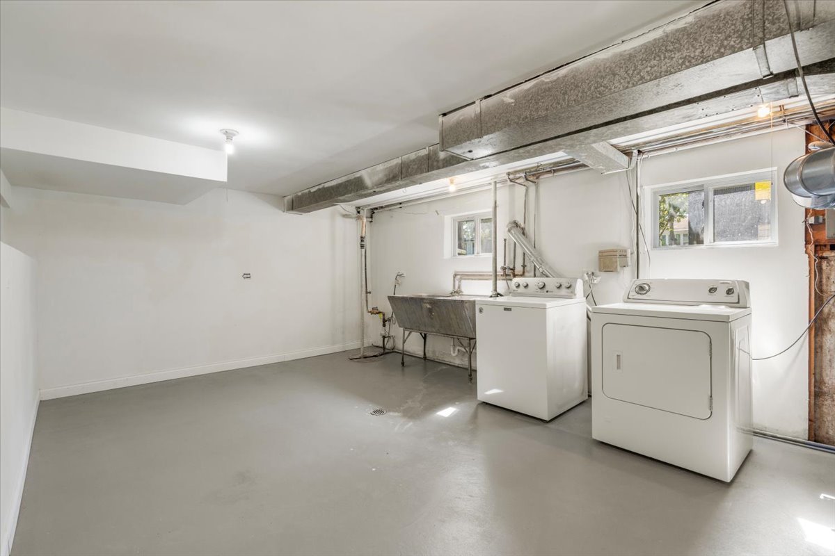 1702 N Drury Lane, Arlington Heights, IL 60004