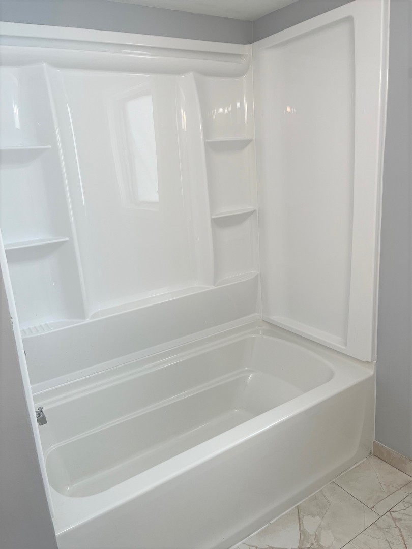 525 S Cherry Street, Itasca, IL 60143