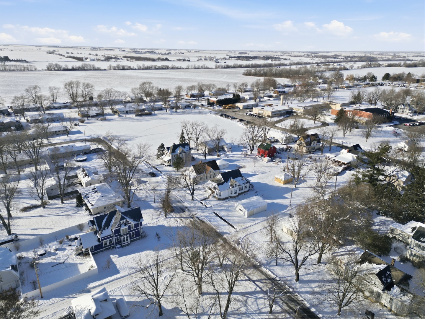 307 W Curtis Street, Grant Park, IL 60940