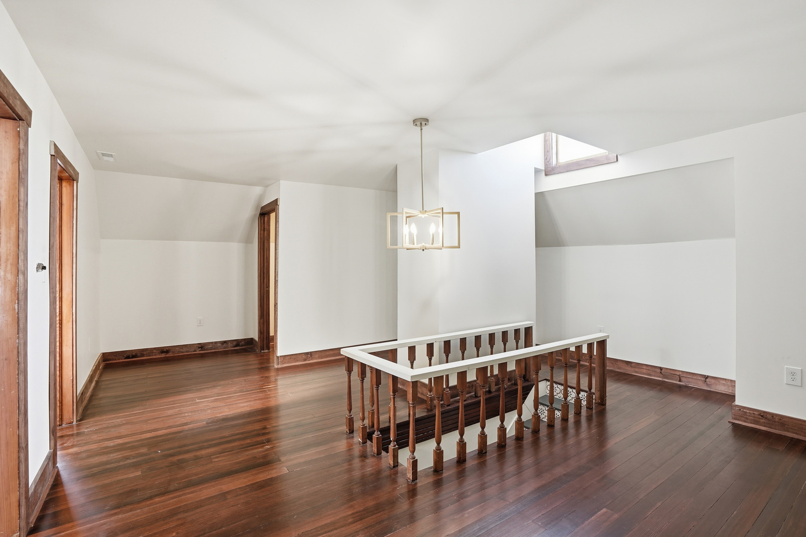 307 W Curtis Street, Grant Park, IL 60940