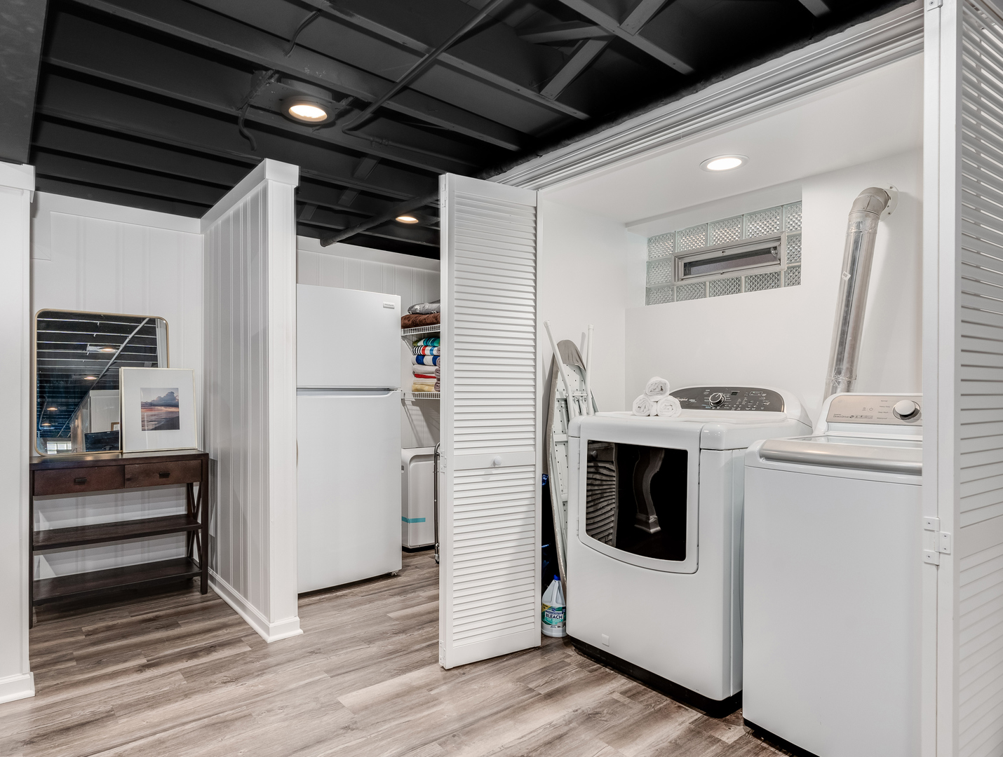 6235 S Rutherford Avenue, Chicago, IL 60638