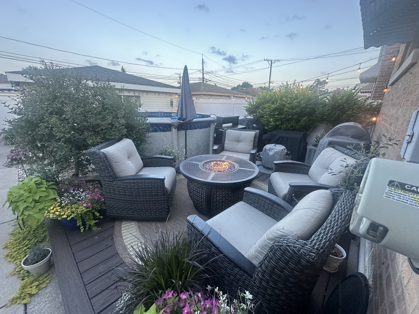 6235 S Rutherford Avenue, Chicago, IL 60638