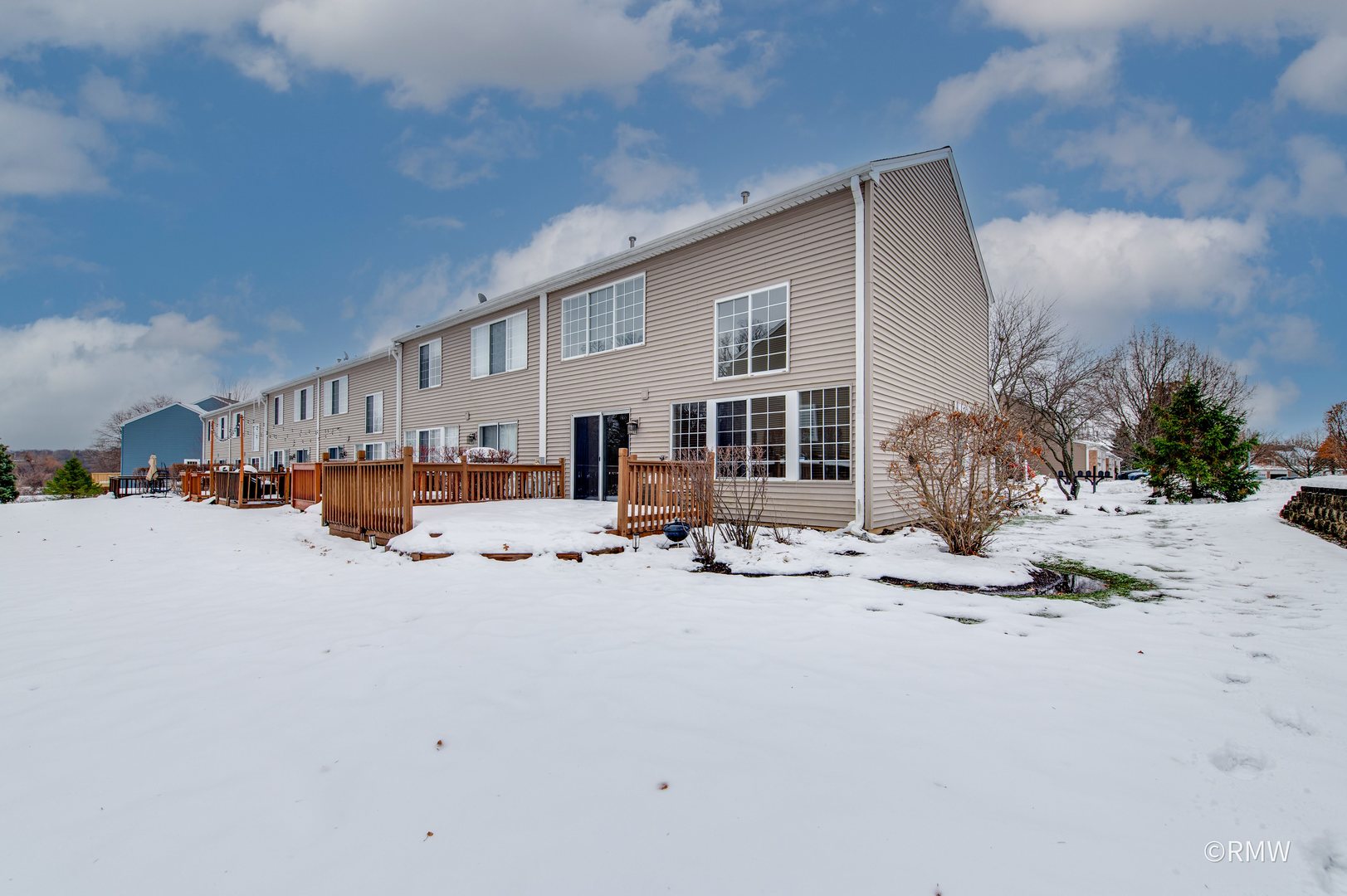 1223 Summersweet Lane, Bartlett, IL 60103