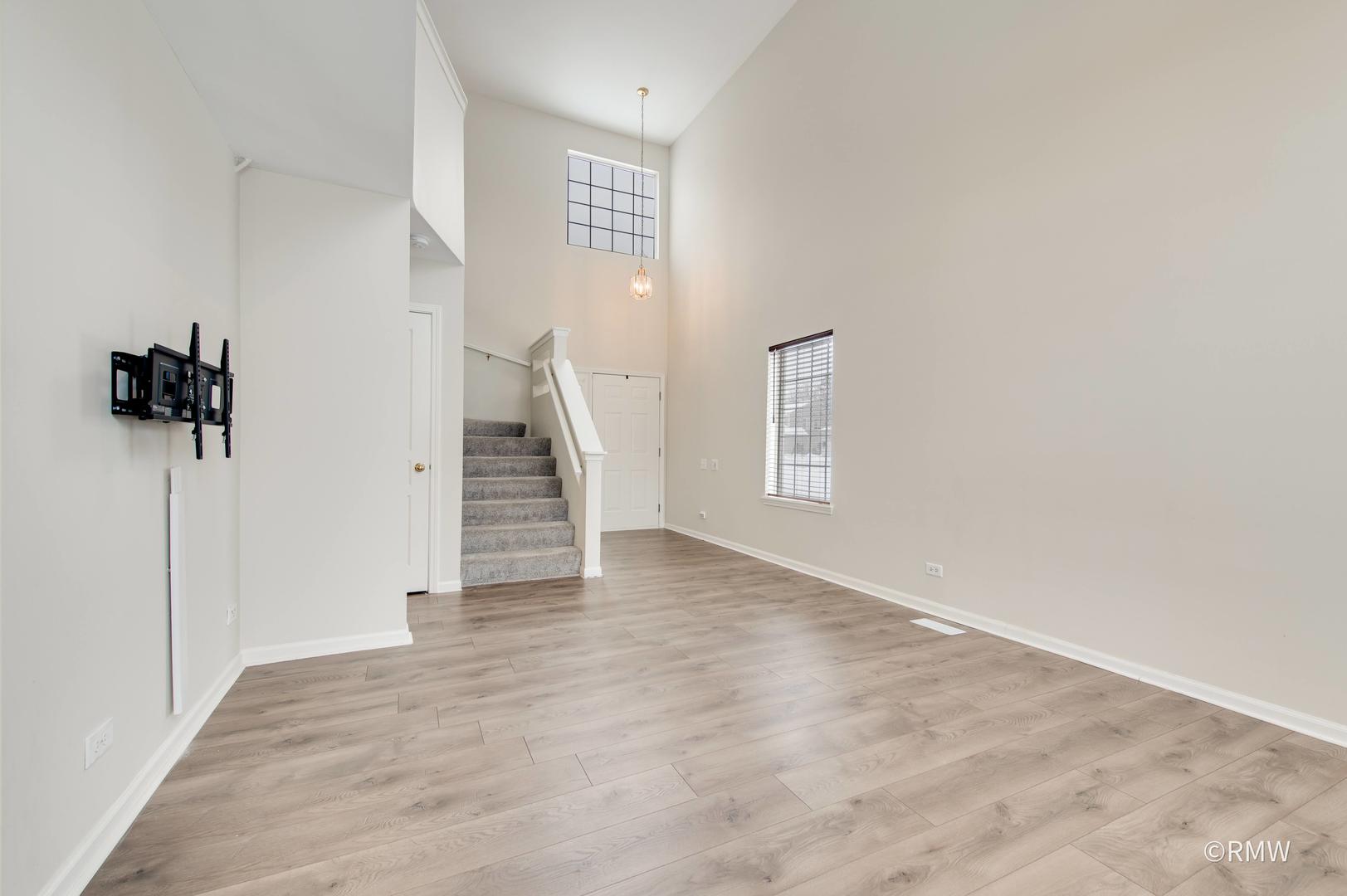 1223 Summersweet Lane, Bartlett, IL 60103