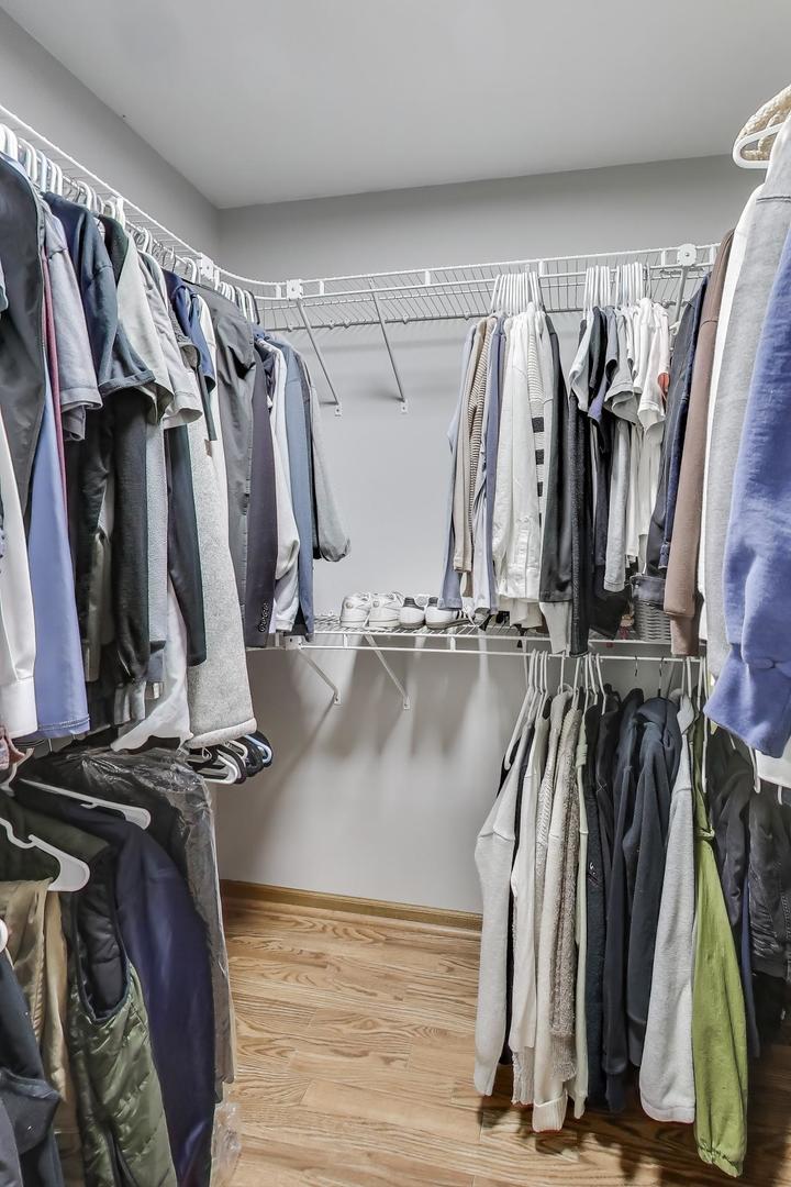 600 Ivy Court, Lake Zurich, IL 60047