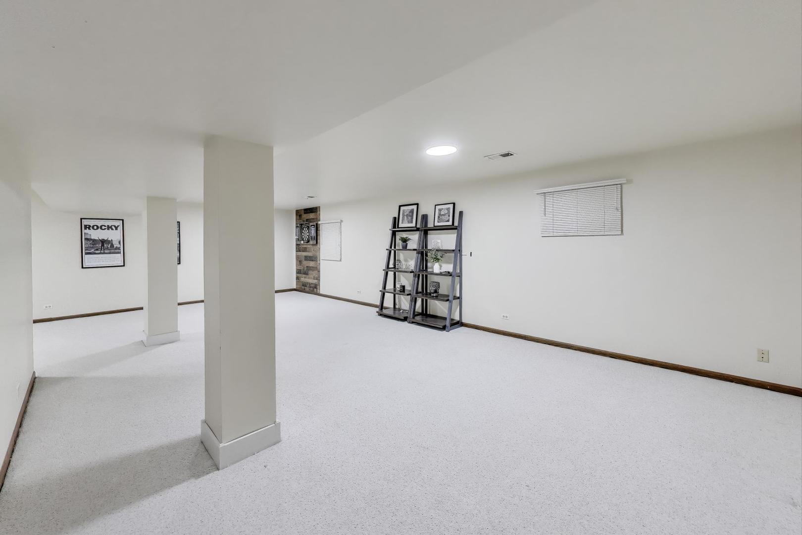 600 Ivy Court, Lake Zurich, IL 60047