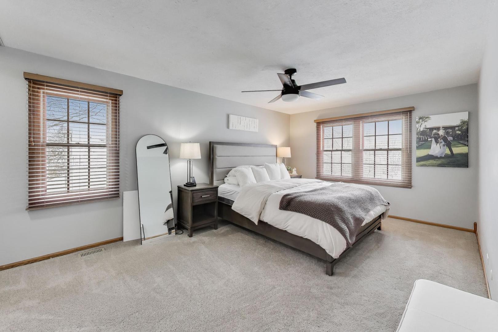 600 Ivy Court, Lake Zurich, IL 60047