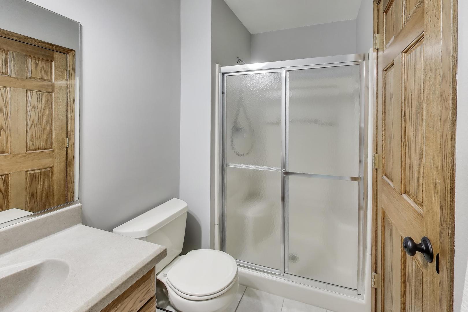 600 Ivy Court, Lake Zurich, IL 60047