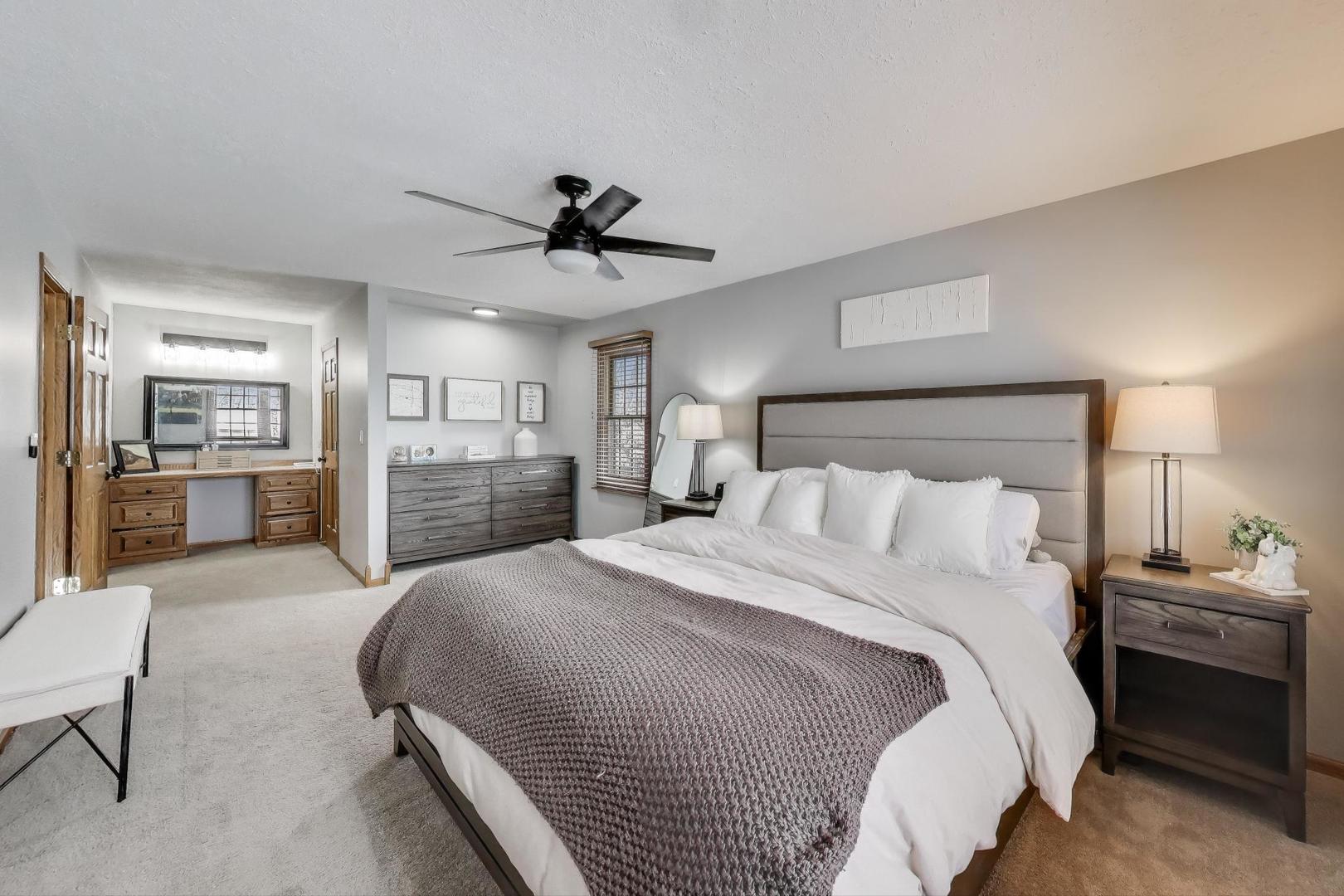 600 Ivy Court, Lake Zurich, IL 60047