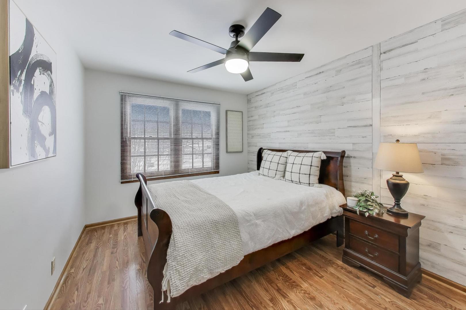 600 Ivy Court, Lake Zurich, IL 60047