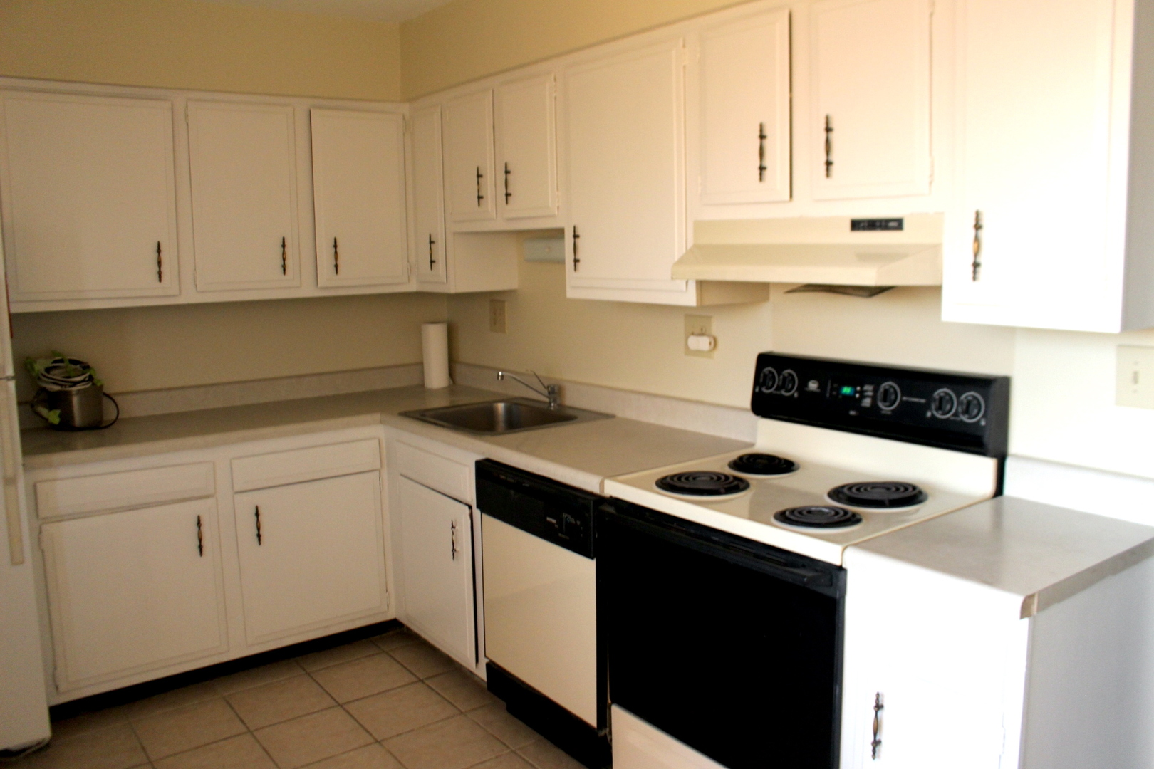 4500 Beau Monde Drive #400, Lisle, IL 60532