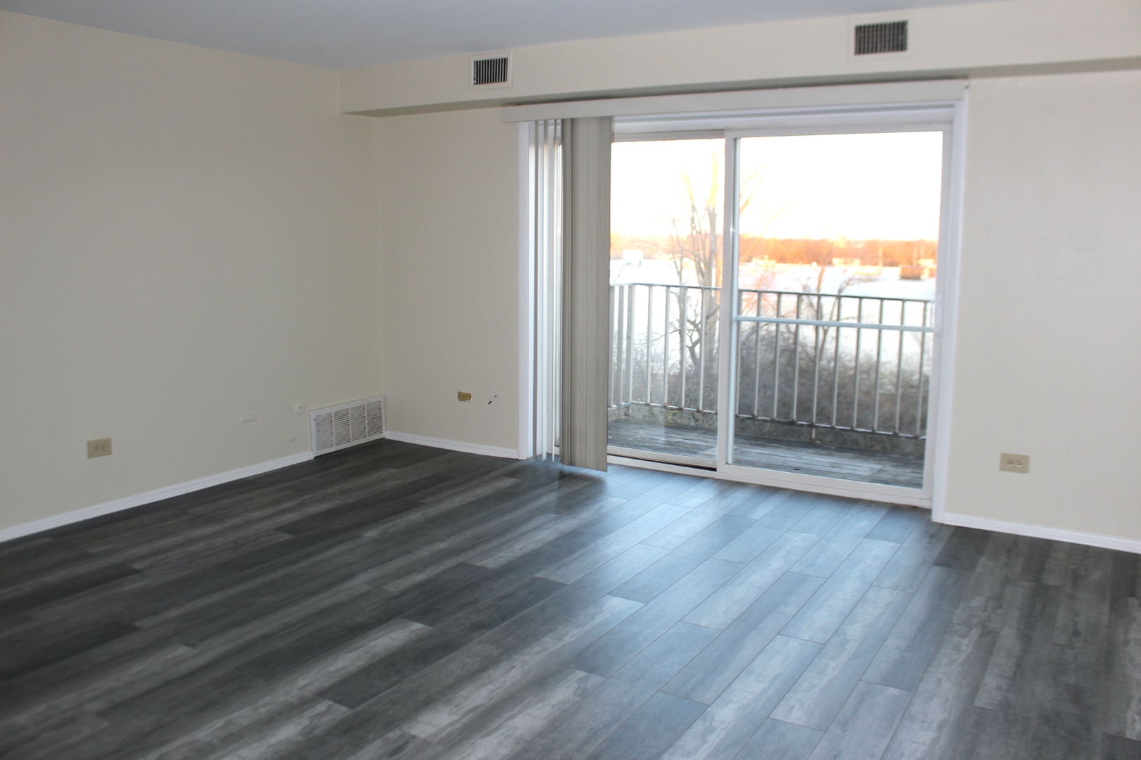 4500 Beau Monde Drive #400, Lisle, IL 60532