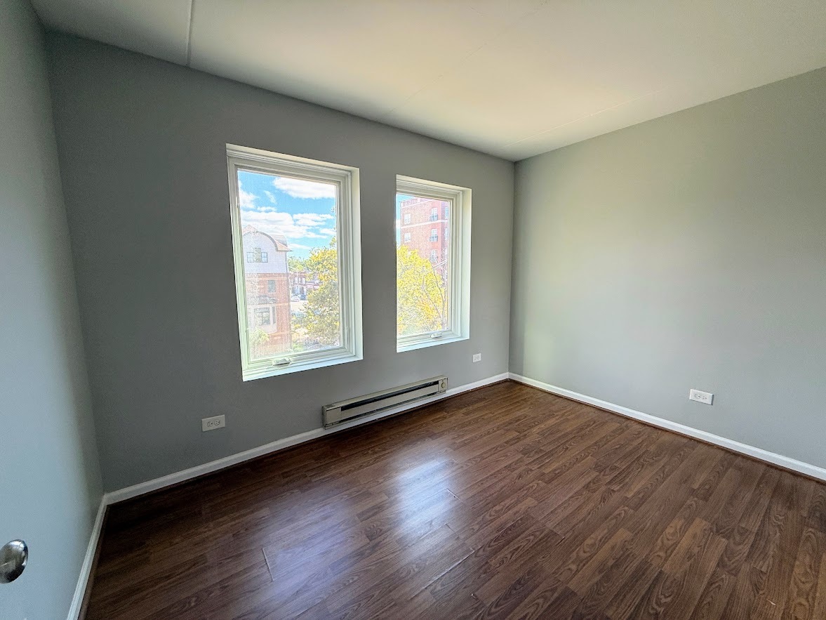 1041 Susan Collins Lane #402, Oak Park, IL 60302