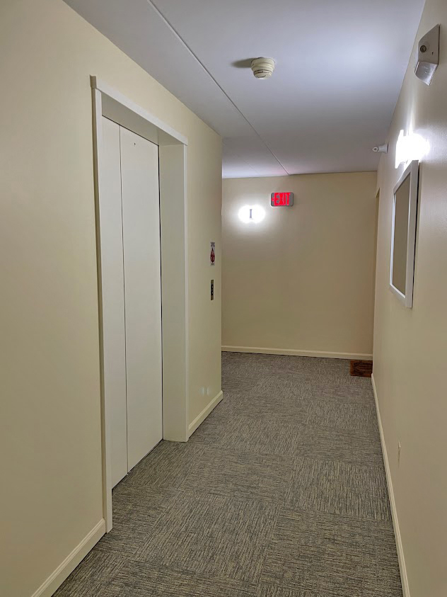 1041 Susan Collins Lane #402, Oak Park, IL 60302