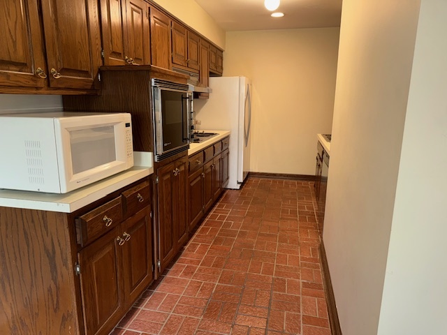 3360 184th Street #3W, Homewood, IL 60430