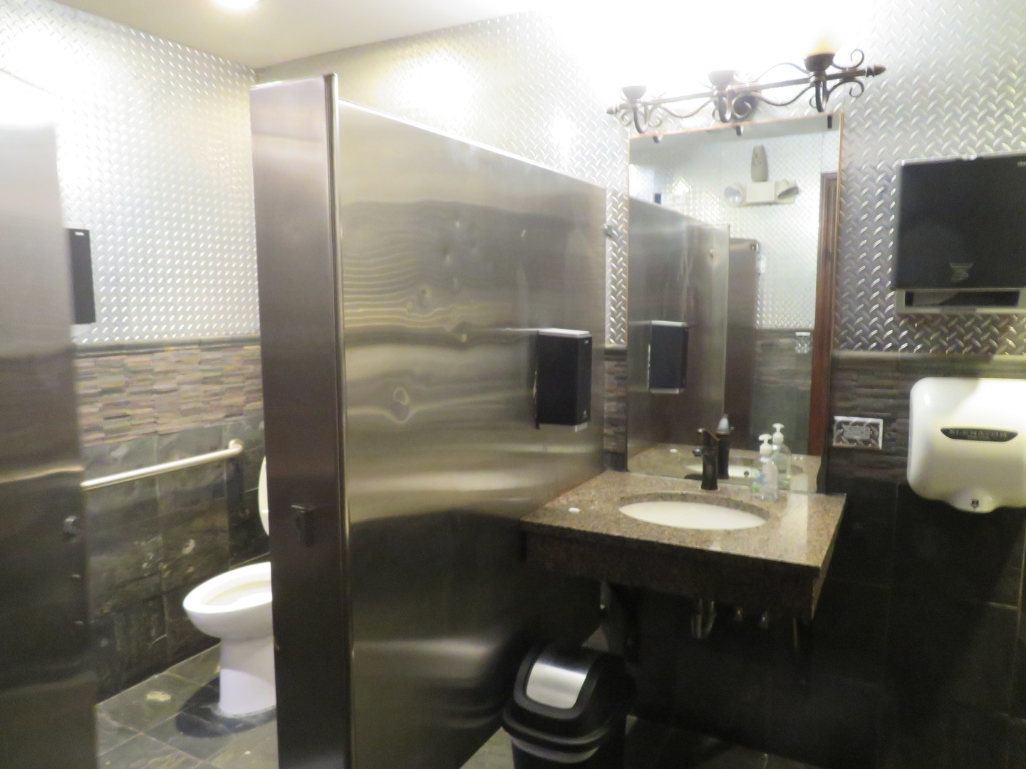 310/312 Liberty Street, Morris, IL 60450