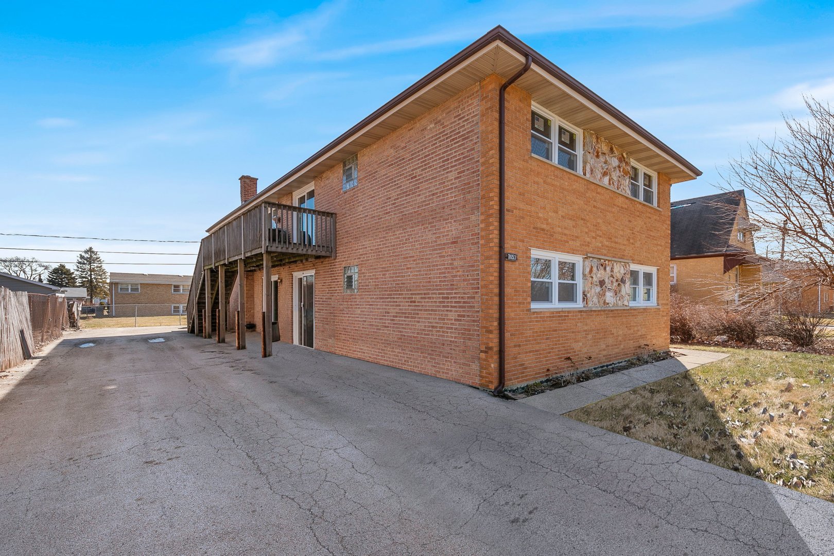 7653 S Roberts Road #1E, Bridgeview, IL 60455