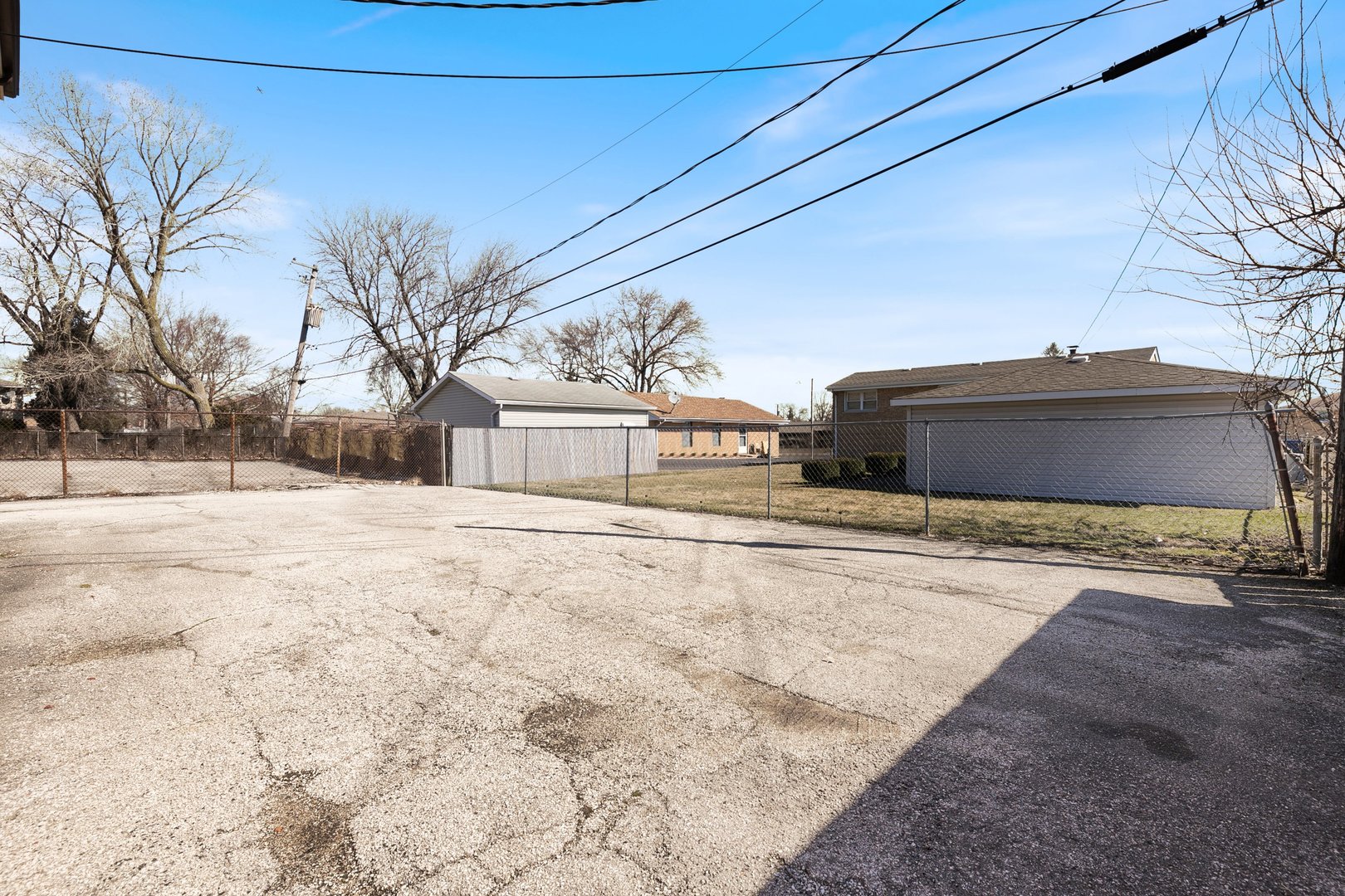 7653 S Roberts Road #1E, Bridgeview, IL 60455