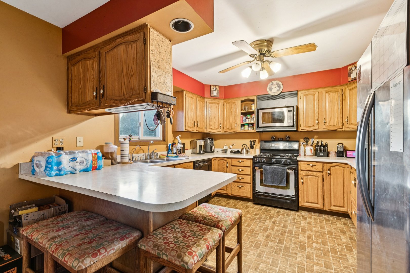 25283 W Timber Lane, Lake Villa, IL 60046