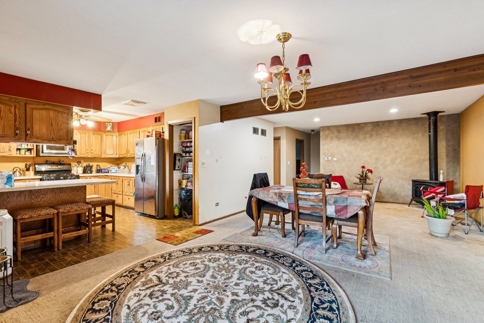 25283 W Timber Lane, Lake Villa, IL 60046