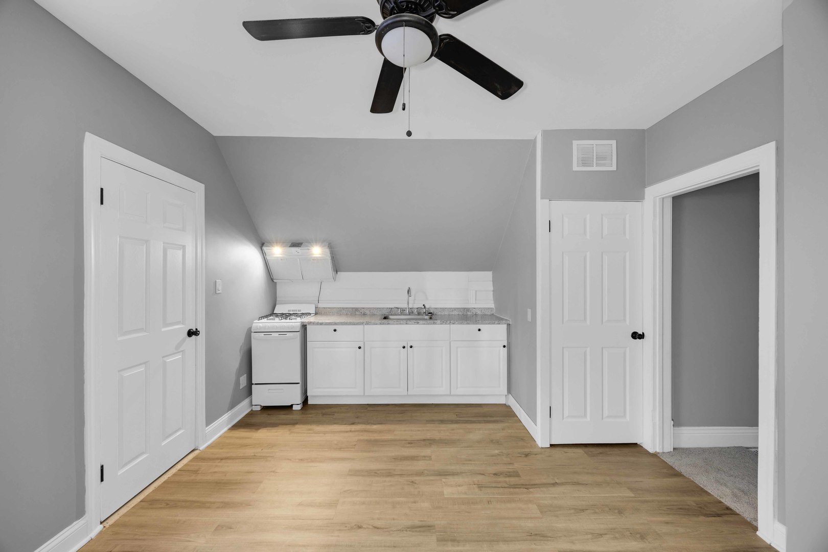 1144 Grant Avenue, Chicago Heights, IL 60411