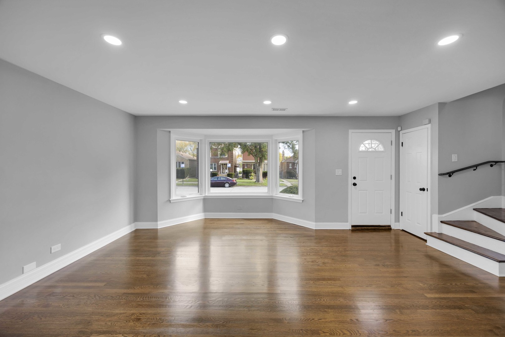 10626 S Lowe Avenue, Chicago, IL 60628