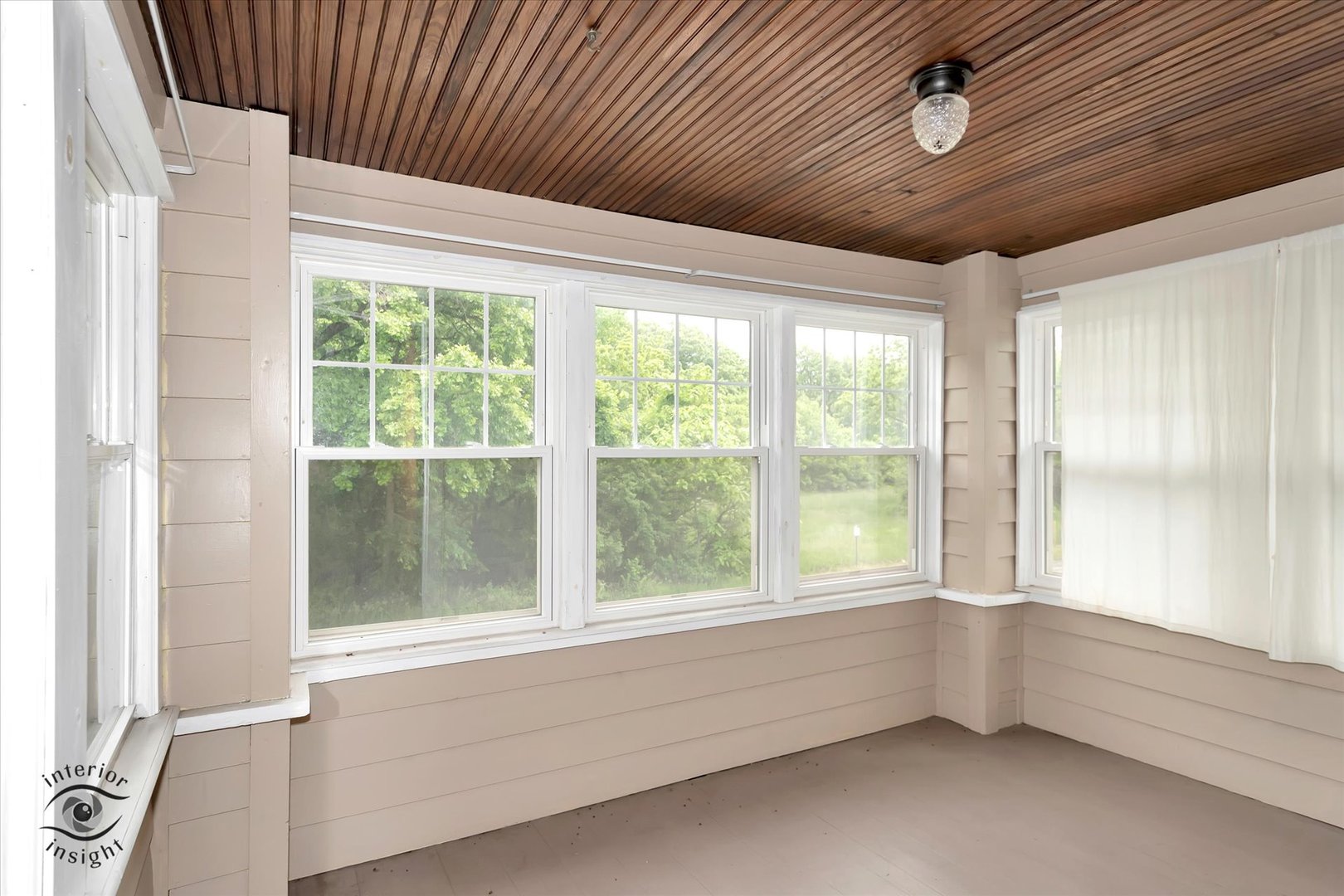 136 E 10th Street, Chicago Heights, IL 60411