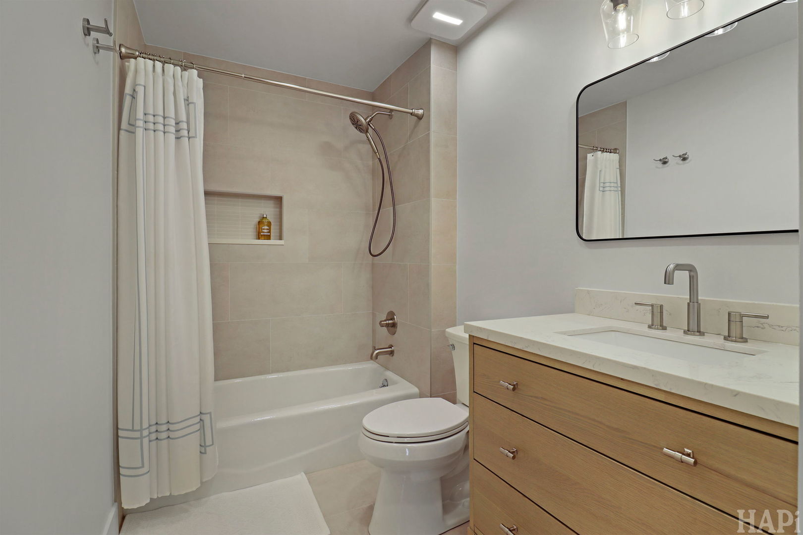 1200 W Northwest Highway #305, Mount Prospect, IL 60056